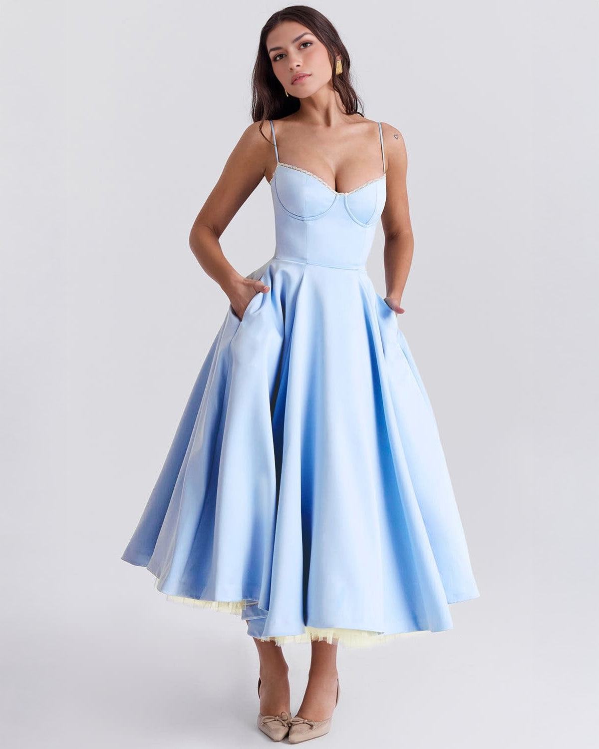 Selene | Robe mi-courte