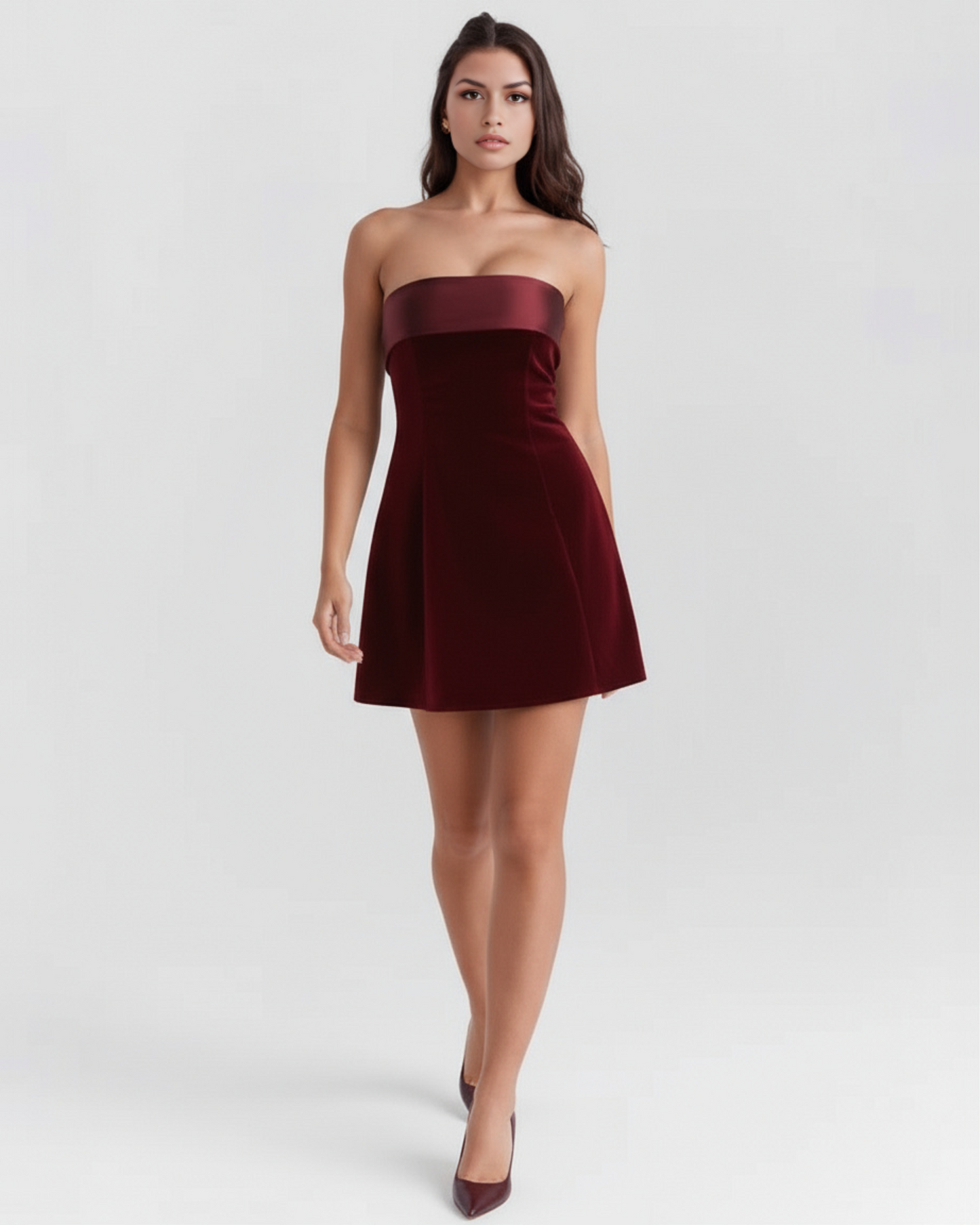 Valentina | Mini-robe bandeau à bordure satinée