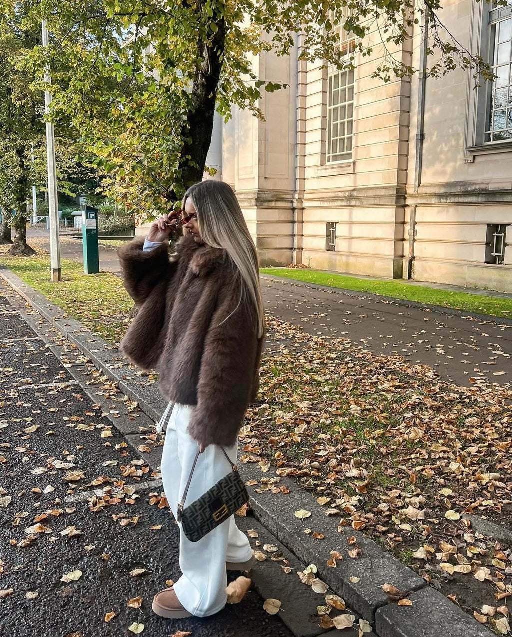 Kataleya | Manteau court oversize en fausse fourrure