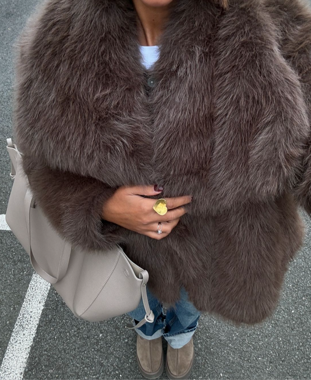 Kataleya | Manteau court oversize en fausse fourrure