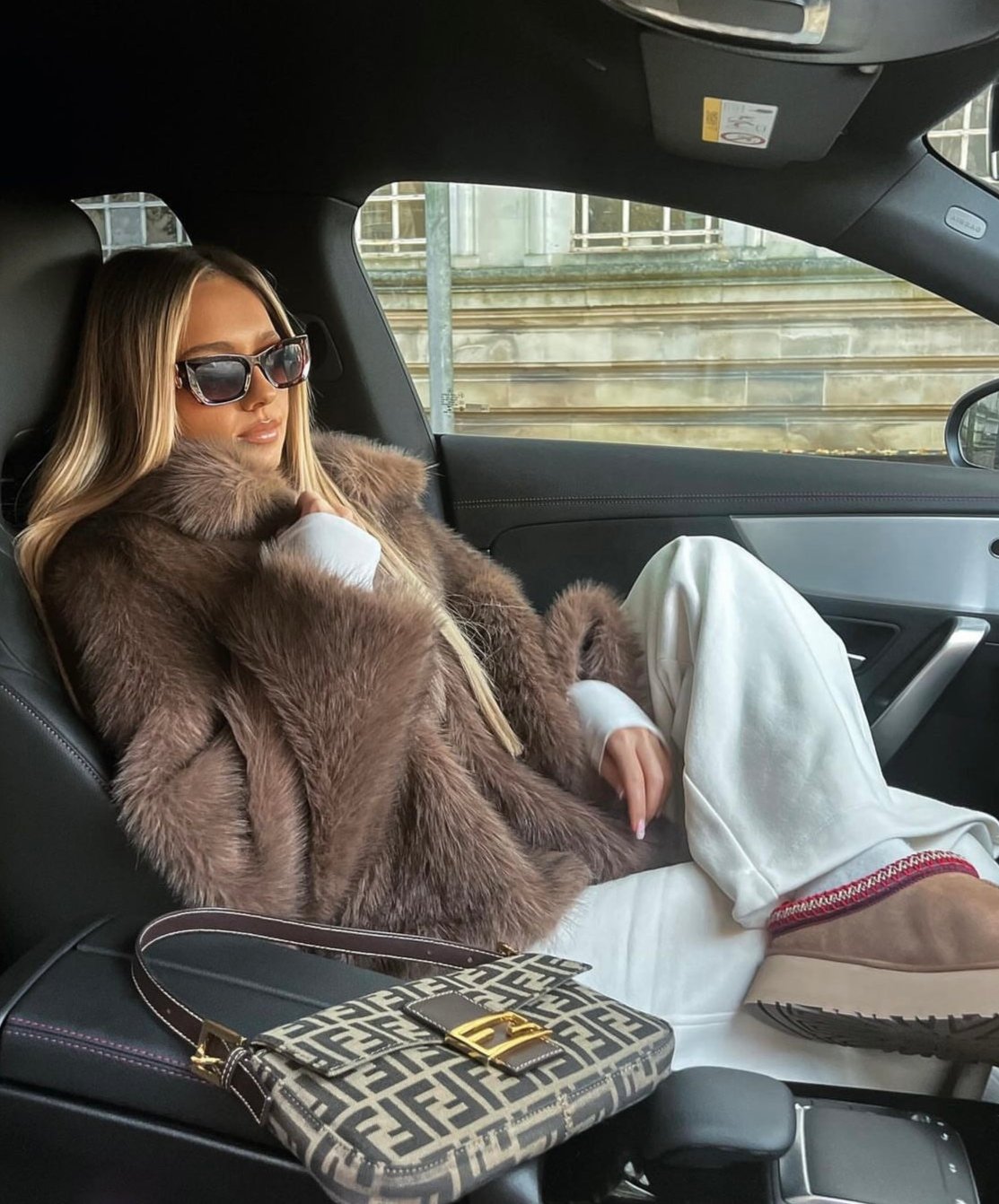 Kataleya | Manteau court oversize en fausse fourrure