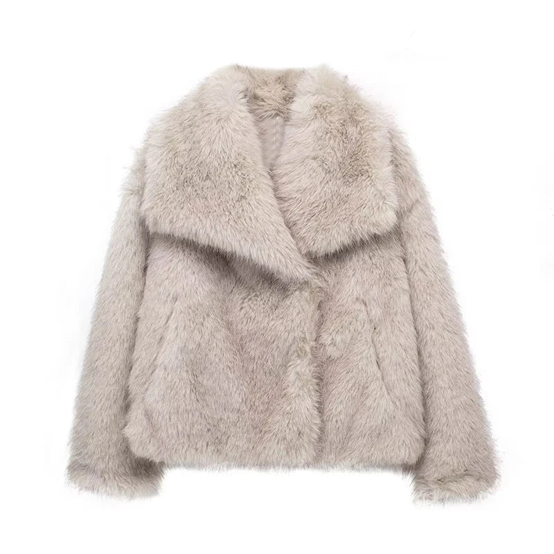Abigail | Manteau en fausse fourrure