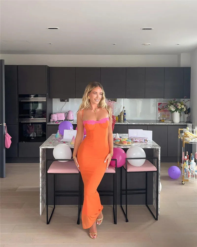 Celia | Robe à détails en dentelle